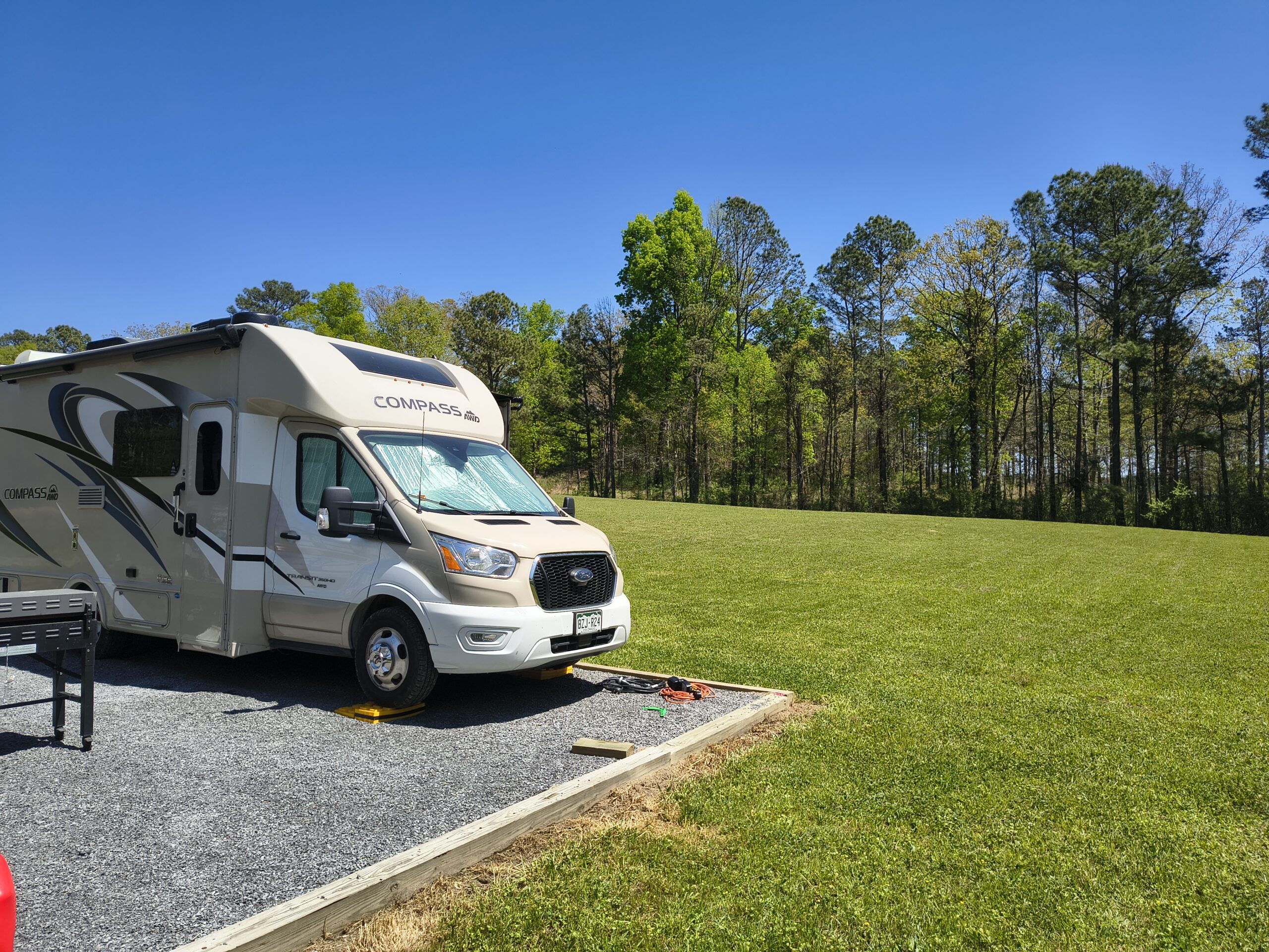 How to Use AI to Plan an RV Road Trip: Real Prompts, Real Routes, and What Actually Works
